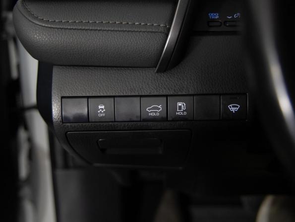 Toyota Camry VIII (XV70) Рестайлинг с пробегом 2021 года, цена 2 799 000 рублей, 119253 км, седан, Автокод Объявления