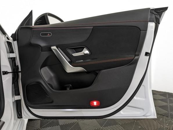 Mercedes-Benz CLA II (C118 X118) с пробегом 2020 года, цена 2 800 000 рублей, 101524 км, седан, Автокод Объявления