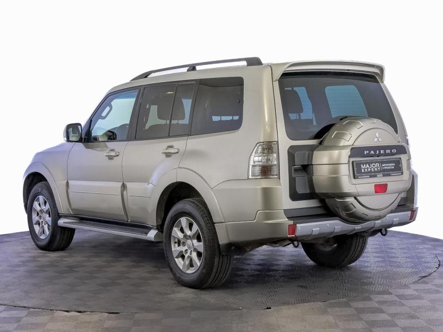 Mitsubishi Pajero IV Рестайлинг 1 Москва  - изображение 7