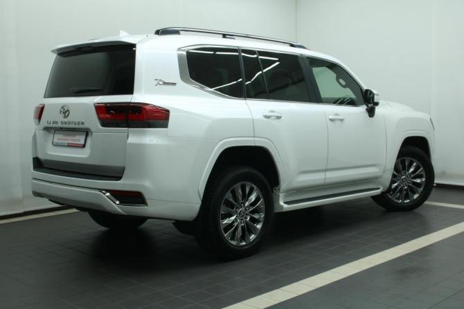Toyota Land Cruiser 300 Series с пробегом 2021 года, цена 10 990 000 рублей, 58661 км, внедорожник, Автокод Объявления