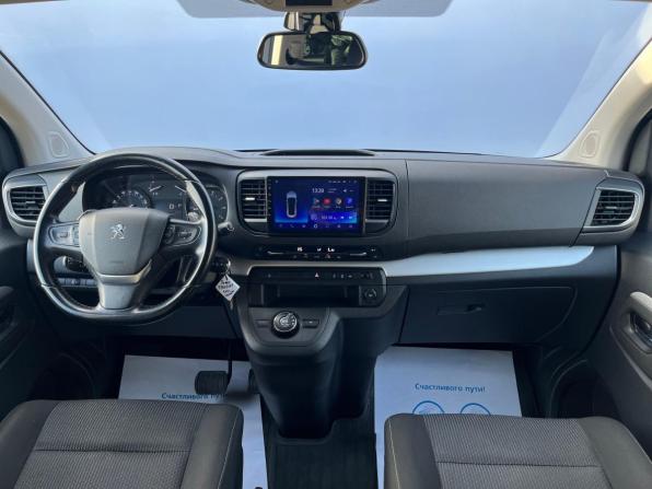 Peugeot Traveller I с пробегом 2021 года, цена 2 825 000 рублей, 142000 км, минивэн, Автокод Объявления
