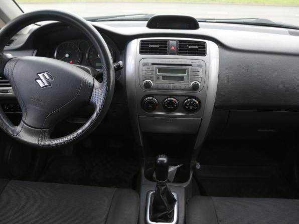 Suzuki Liana I Рестайлинг с пробегом 2005 года, цена 294 000 рублей, 258700 км, седан, Автокод Объявления