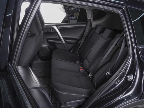 Toyota RAV4 IV (XA40) Рестайлинг с пробегом 2016 года, цена 2 120 000 рублей, 199839 км, внедорожник, Автокод Объявления