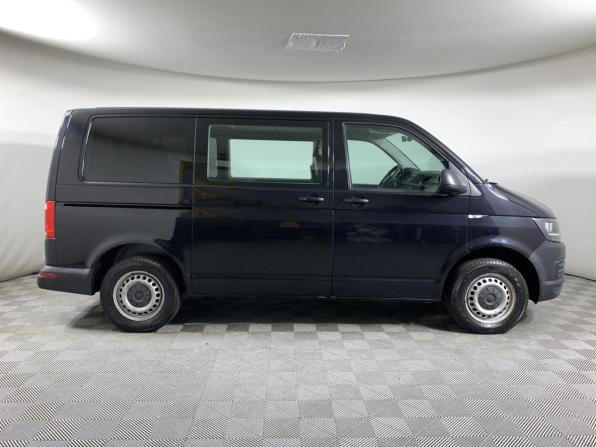 Volkswagen Caravelle T6 с пробегом 2018 года, цена 2 889 000 рублей, 212061 км, минивэн, Автокод Объявления