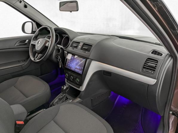 Skoda Yeti I Рестайлинг с пробегом 2014 года, цена 1 250 000 рублей, 66239 км, внедорожник, Автокод Объявления