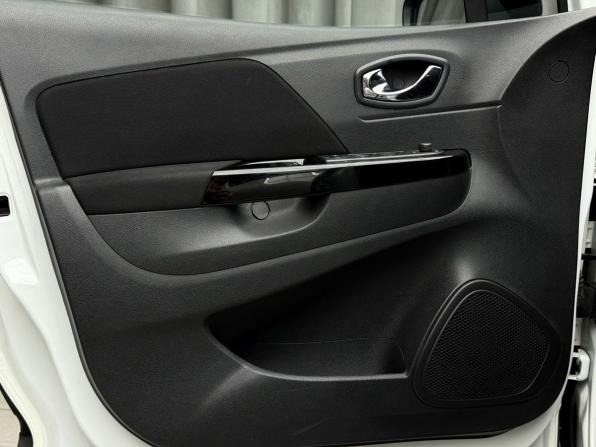 Renault Kaptur I с пробегом 2018 года, цена 1 649 000 рублей, 146395 км, внедорожник, Автокод Объявления