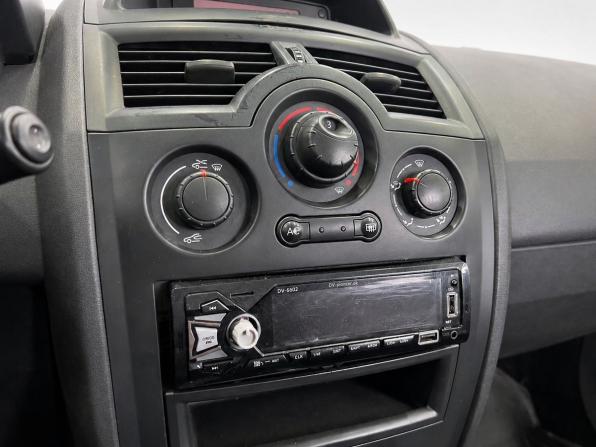 Renault Megane II Рестайлинг с пробегом 2008 года, цена 399 000 рублей, 210998 км, седан, Автокод Объявления