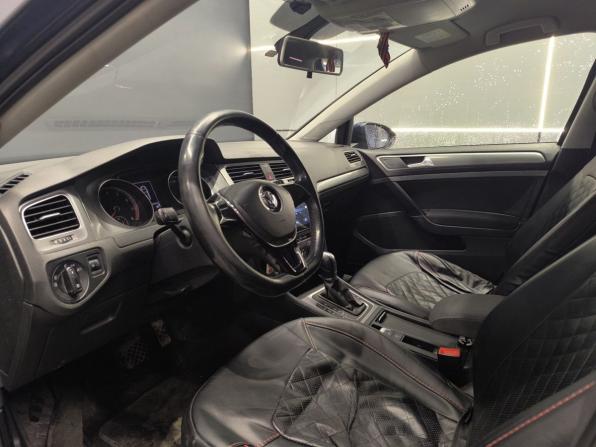 Volkswagen Golf VII с пробегом 2013 года, цена 999 000 рублей, 203000 км, хэтчбек, Автокод Объявления