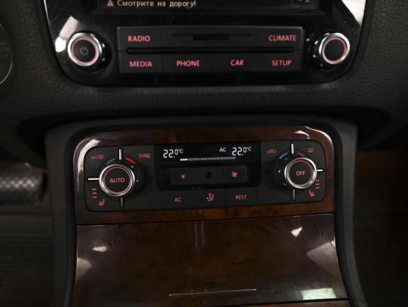 Volkswagen Touareg II с пробегом 2012 года, цена 1 698 070 рублей, 238060 км, внедорожник, Автокод Объявления