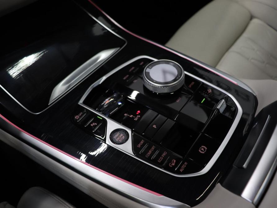 BMW X7 I (G07) Рестайлинг Санкт-Петербург  - изображение 30
