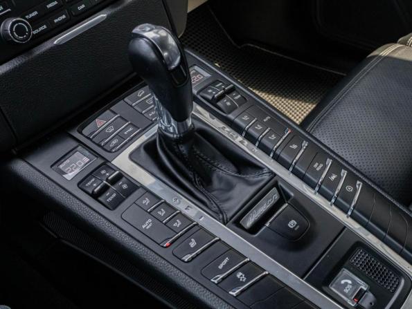 Porsche Macan I с пробегом 2018 года, цена 3 299 000 рублей, 93649 км, внедорожник, Автокод Объявления