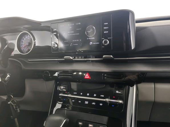 Kia Carnival IV с пробегом 2021 года, цена 3 800 000 рублей, 62000 км, минивэн, Автокод Объявления