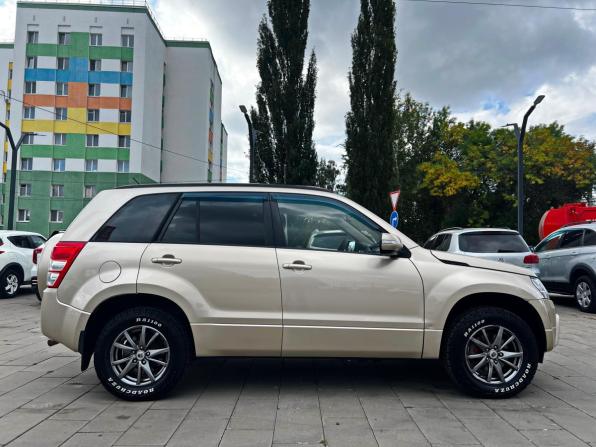 Suzuki Grand Vitara II Рестайлинг с пробегом 2011 года, цена 927 800 рублей, 281110 км, внедорожник, Автокод Объявления