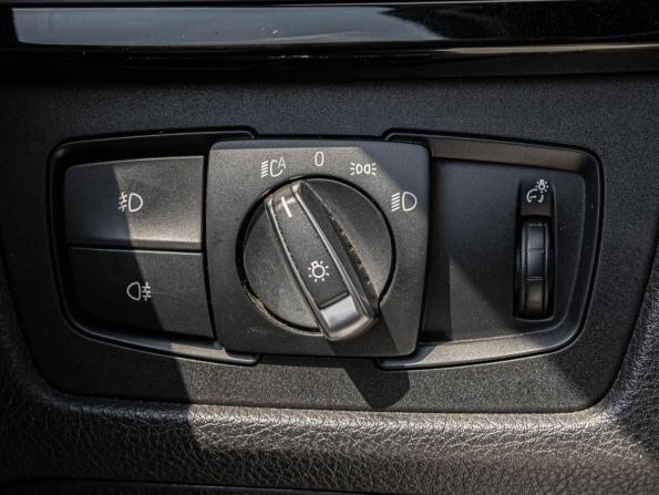 BMW 3 серии VI (F3x) Рестайлинг с пробегом 2017 года, цена 2 065 000 рублей, 210815 км, седан, Автокод Объявления
