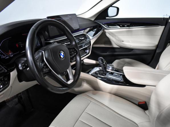 BMW 5 серии VII (G30/G31/G38) Рестайлинг с пробегом 2021 года, цена 4 390 000 рублей, 45689 км, седан, Автокод Объявления