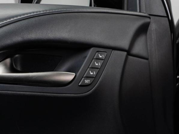 Lexus LX III Рестайлинг 2 с пробегом 2017 года, цена 7 650 000 рублей, 119170 км, внедорожник, Автокод Объявления