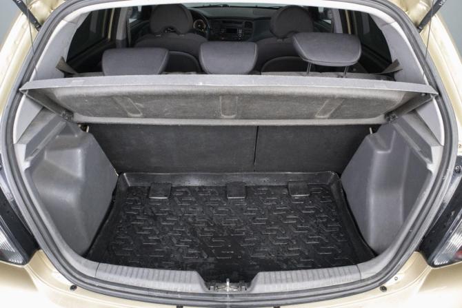 Kia Rio II Рестайлинг с пробегом 2011 года, цена 629 000 рублей, 137229 км, хэтчбек, Автокод Объявления
