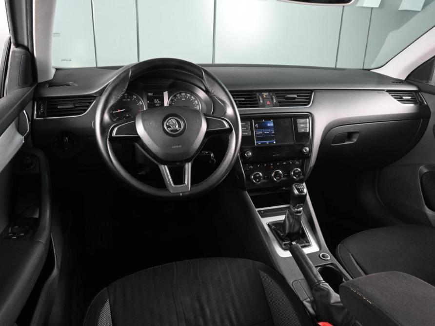 Skoda Octavia III (A7) Рестайлинг Ростов-на-Дону  - изображение 6