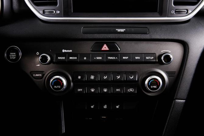 Kia Sportage IV Рестайлинг с пробегом 2020 года, цена 2 399 000 рублей, 123000 км, внедорожник, Автокод Объявления