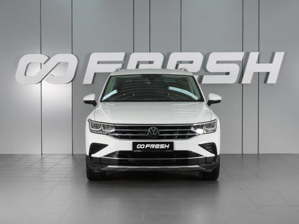 Volkswagen Tiguan II Рестайлинг с пробегом 2022 года, цена 3 766 000 рублей, 37156 км, внедорожник, Автокод Объявления