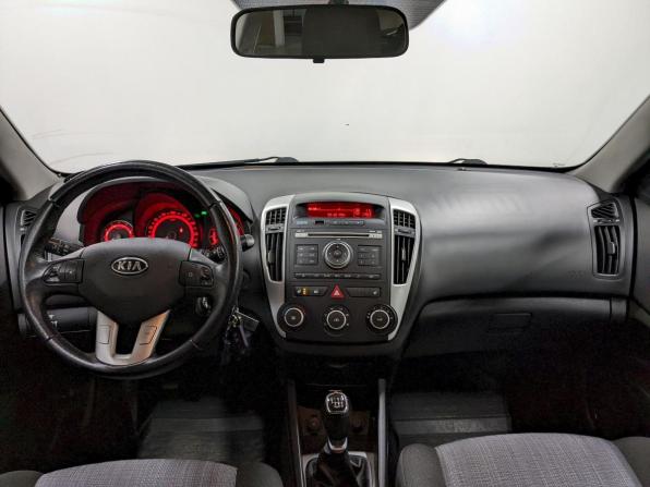 Kia Ceed I Рестайлинг с пробегом 2012 года, цена 860 000 рублей, 81656 км, хэтчбек, Автокод Объявления