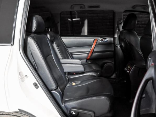 Toyota Highlander II (XU40) Рестайлинг с пробегом 2011 года, цена 1 735 000 рублей, 258754 км, внедорожник, Автокод Объявления