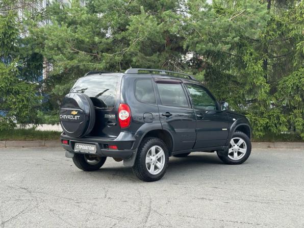 Chevrolet Niva I Рестайлинг с пробегом 2016 года, цена 699 000 рублей, 66700 км, внедорожник, Автокод Объявления
