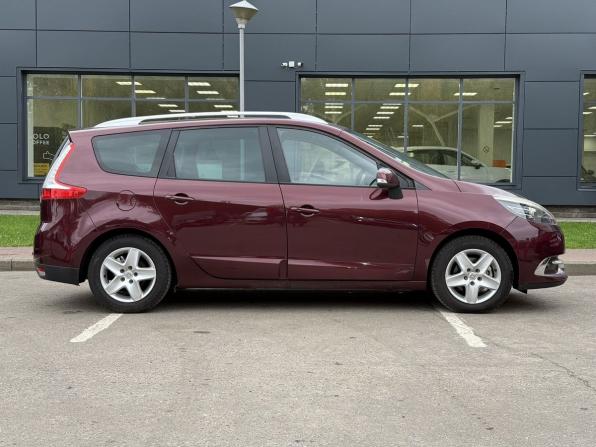Renault Scenic III Рестайлинг с пробегом 2012 года, цена 1 139 000 рублей, 195789 км, компактвэн, Автокод Объявления