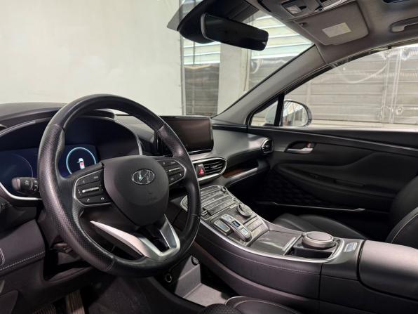 Hyundai Santa Fe IV Рестайлинг с пробегом 2021 года, цена 3 699 800 рублей, 57000 км, внедорожник, Автокод Объявления