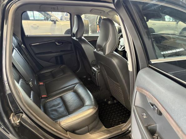 Volvo XC70 II с пробегом 2011 года, цена 1 305 400 рублей, 233983 км, универсал, Автокод Объявления