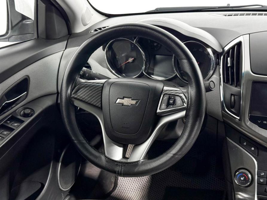 Chevrolet Cruze I Рестайлинг Санкт-Петербург  - изображение 15