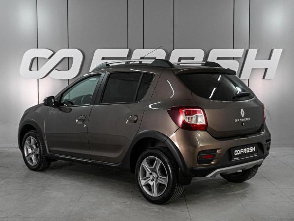 Renault Sandero II Рестайлинг с пробегом 2021 года, цена 799 000 рублей, 199746 км, хэтчбек, Автокод Объявления