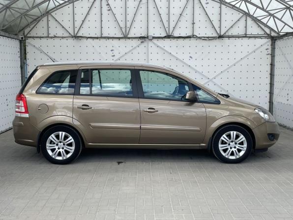 Opel Zafira B Рестайлинг с пробегом 2012 года, цена 950 000 рублей, 189708 км, компактвэн, Автокод Объявления