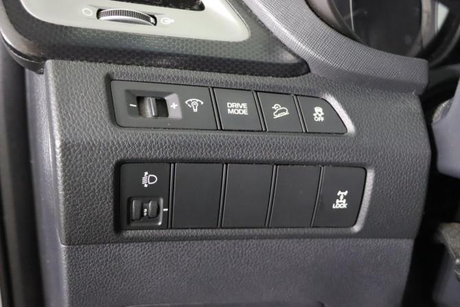 Hyundai Santa Fe III Рестайлинг с пробегом 2017 года, цена 2 349 990 рублей, 83843 км, внедорожник, Автокод Объявления