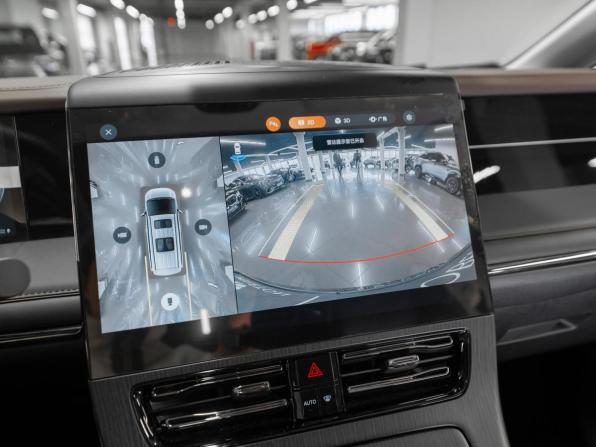 GAC Trumpchi M8 II с пробегом 2026 года, цена 4 700 000 рублей, 64 км, минивэн, Автокод Объявления