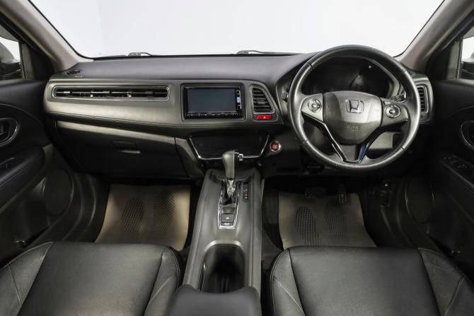 Honda Vezel I с пробегом 2014 года, цена 1 629 000 рублей, 128501 км, внедорожник, Автокод Объявления