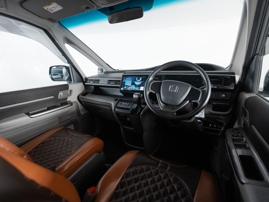 Honda Stepwgn V Челябинск  - изображение 8