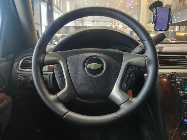 Chevrolet Tahoe III с пробегом 2011 года, цена 1 550 000 рублей, 331507 км, внедорожник, Автокод Объявления