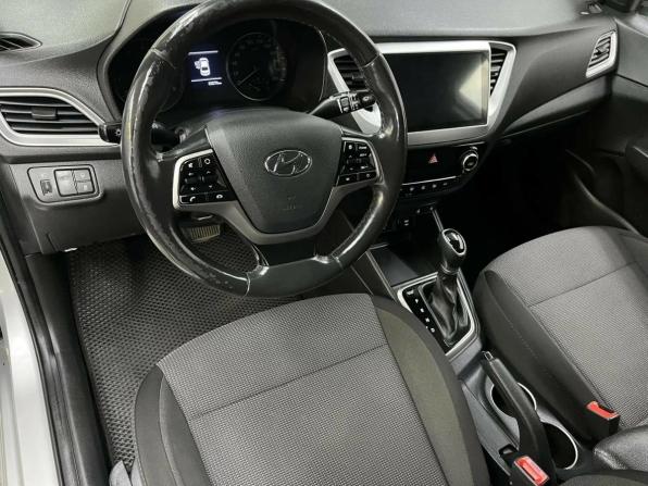 Hyundai Solaris II с пробегом 2019 года, цена 1 476 030 рублей, 82993 км, седан, Автокод Объявления