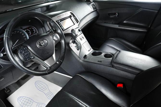 Toyota Venza I с пробегом 2014 года, цена 2 489 000 рублей, 132000 км, внедорожник, Автокод Объявления