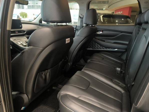 Hyundai Santa Fe IV Рестайлинг с пробегом 2021 года, цена 3 299 000 рублей, 93863 км, внедорожник, Автокод Объявления