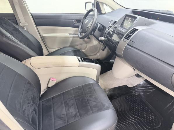 Toyota Prius II Рестайлинг (XW20) с пробегом 2008 года, цена 630 000 рублей, 230357 км, лифтбек, Автокод Объявления