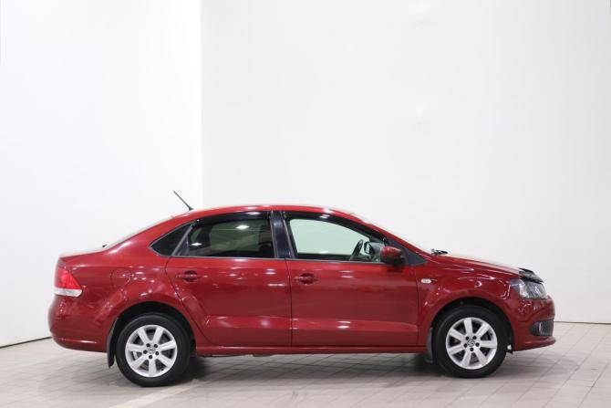 Volkswagen Polo V с пробегом 2015 года, цена 860 000 рублей, 90512 км, седан, Автокод Объявления