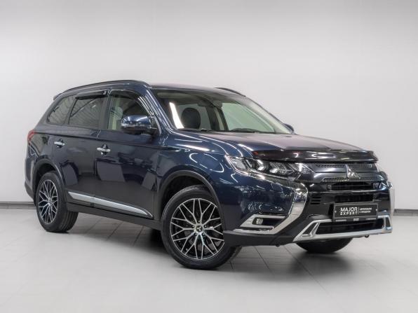 Mitsubishi Outlander III Рестайлинг 3 с пробегом 2021 года, цена 2 750 000 рублей, 111269 км, внедорожник, Автокод Объявления