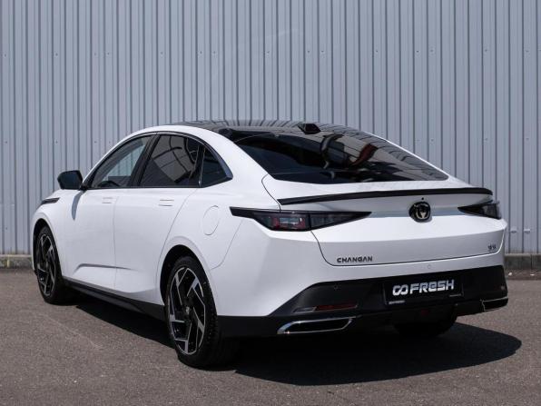 Changan Lamore с пробегом 2023 года, цена 1 979 000 рублей, 20606 км, седан, Автокод Объявления