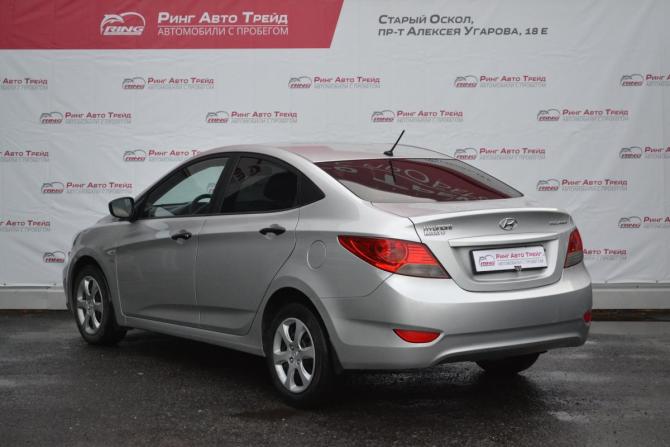 Hyundai Solaris I с пробегом 2013 года, цена 800 000 рублей, 127346 км, седан, Автокод Объявления