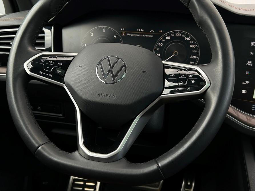 Volkswagen Touareg III Санкт-Петербург  - изображение 25