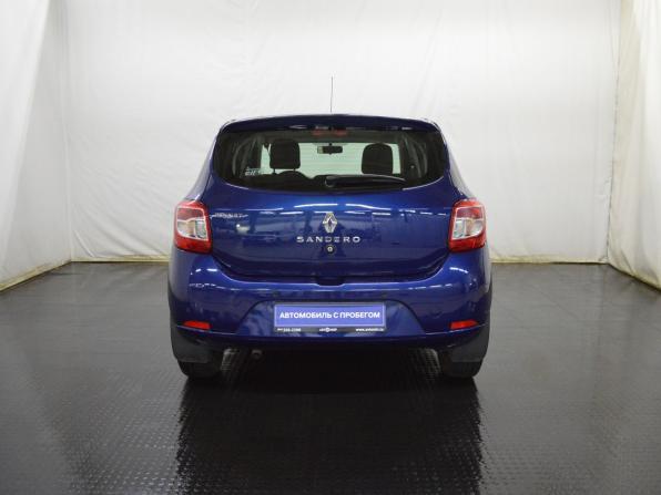 Renault Sandero II с пробегом 2016 года, цена 750 000 рублей, 98900 км, хэтчбек, Автокод Объявления