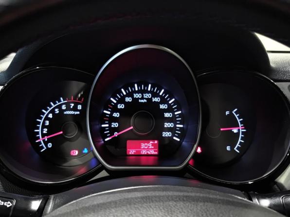 Kia Rio III Рестайлинг с пробегом 2017 года, цена 1 099 000 рублей, 135426 км, седан, Автокод Объявления