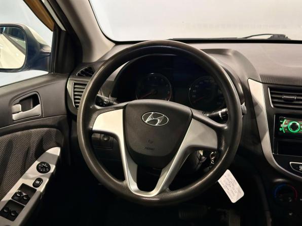Hyundai Solaris I с пробегом 2013 года, цена 777 000 рублей, 183910 км, седан, Автокод Объявления